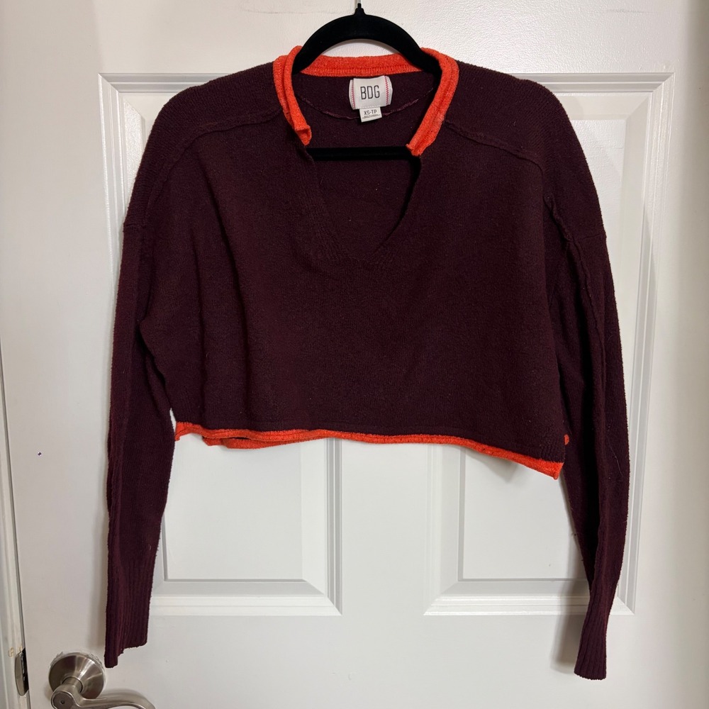 BDG Urban Outfitters Cropped V-Neck Sweater Burgundy Orange Trim XS TP